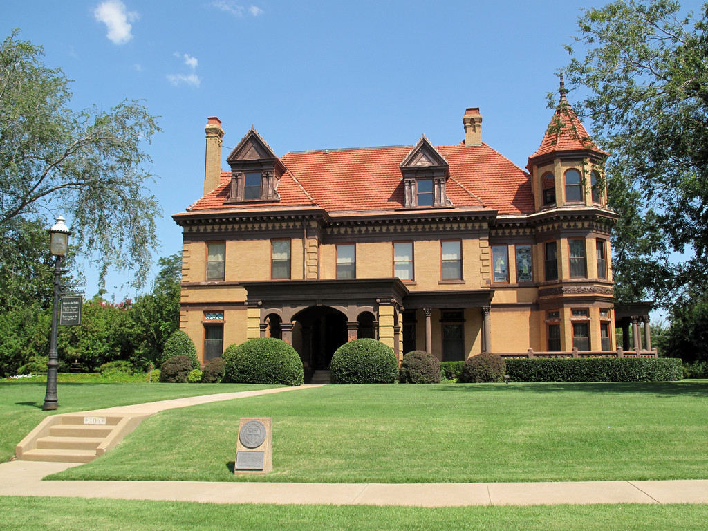 Capture Oklahoma: 7 Best Photo Spots in Greater OKC 7 overholser_mansion