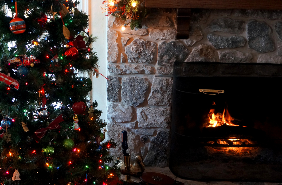 Montford main room fireplace inn norman ok