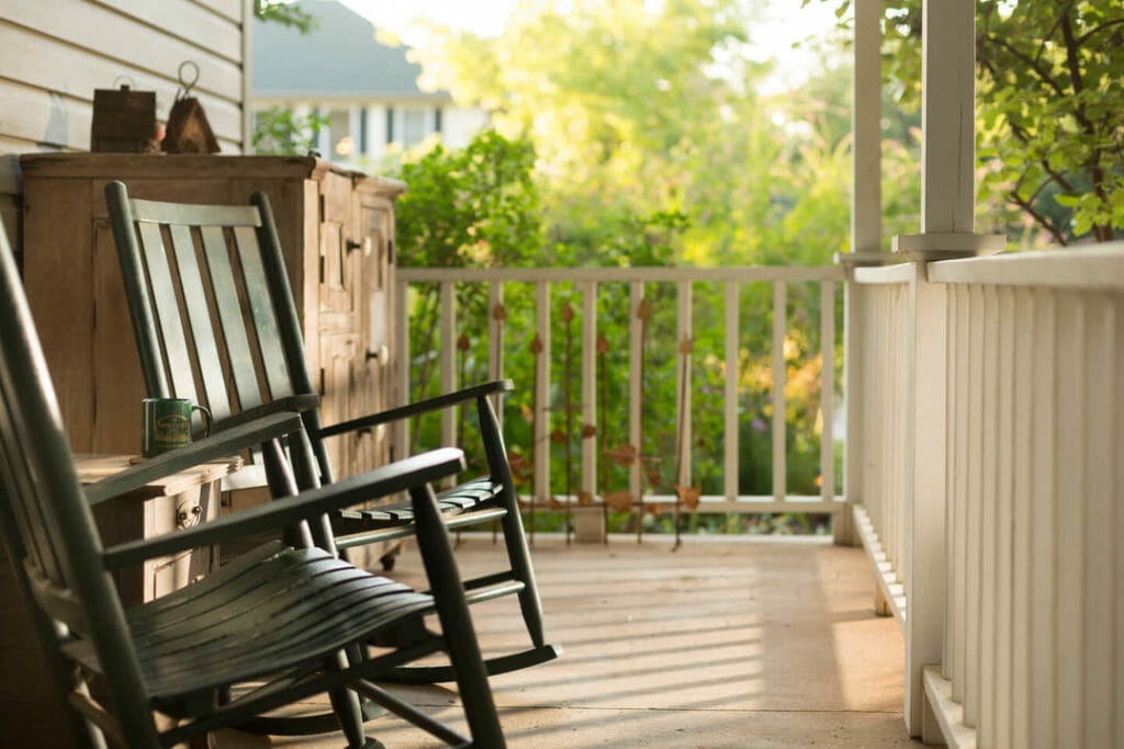 Porch Rocking Chairs - Hotels Norman Ok