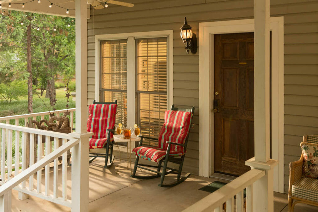 private cottages at Montford Inn in Norman Oklahoma